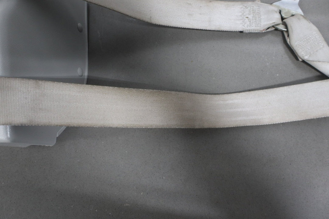 1994 Chevrolet Suburban Right Front Seat Belt Light Smoke Gray 32
