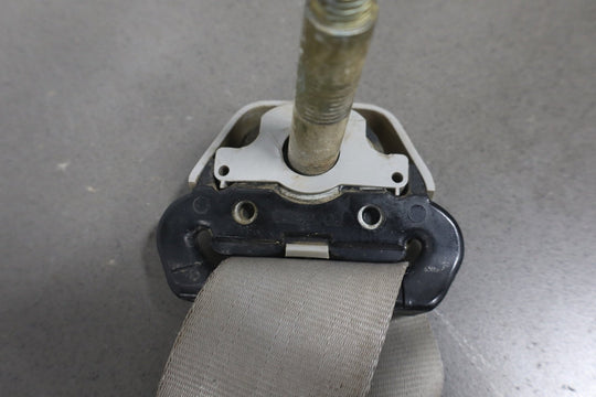 1994 Chevrolet Suburban Right Front Seat Belt Light Smoke Gray 32