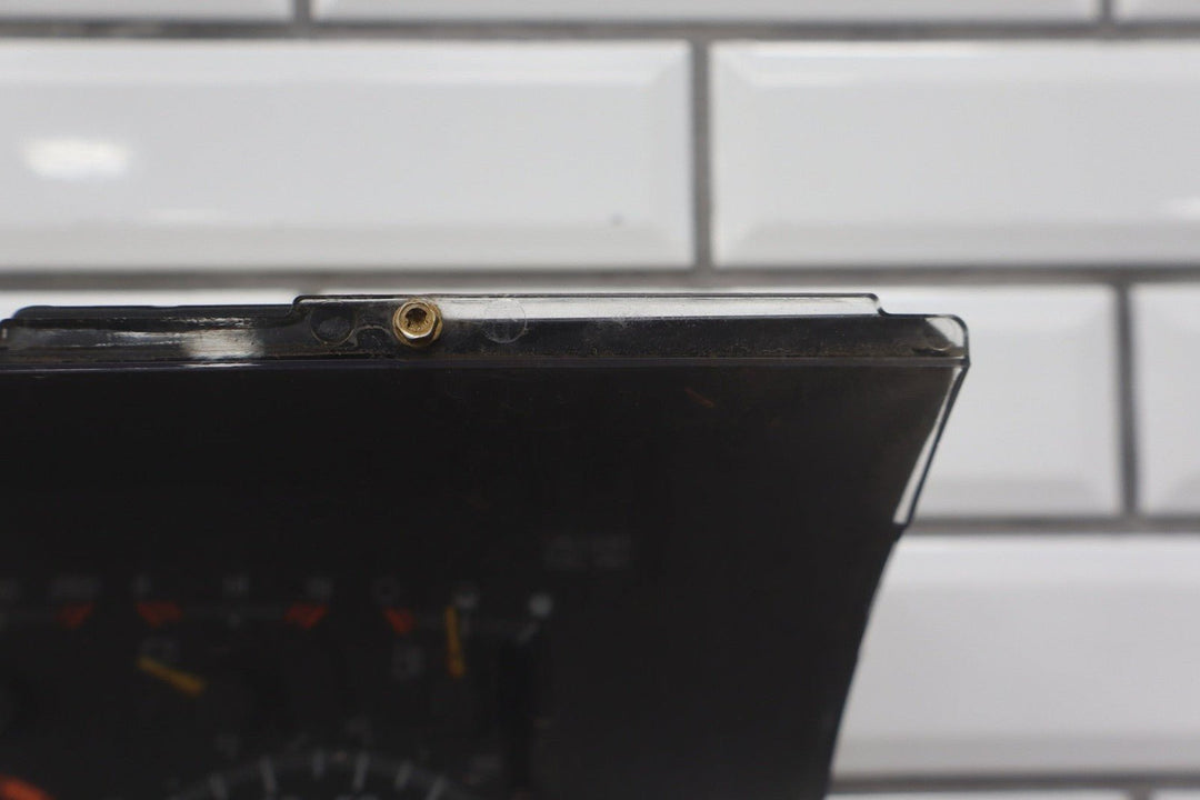 1994 Chevrolet Suburban Sierra GMT400 Tachometer Speedometer Cluster