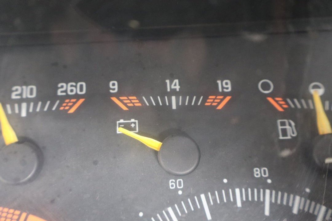 1994 Chevrolet Suburban Sierra GMT400 Tachometer Speedometer Cluster