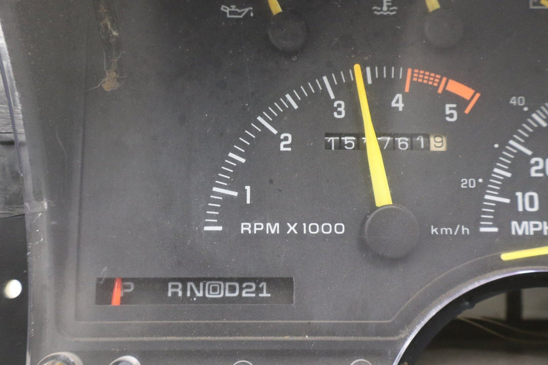 1994 Chevrolet Suburban Sierra GMT400 Tachometer Speedometer Cluster