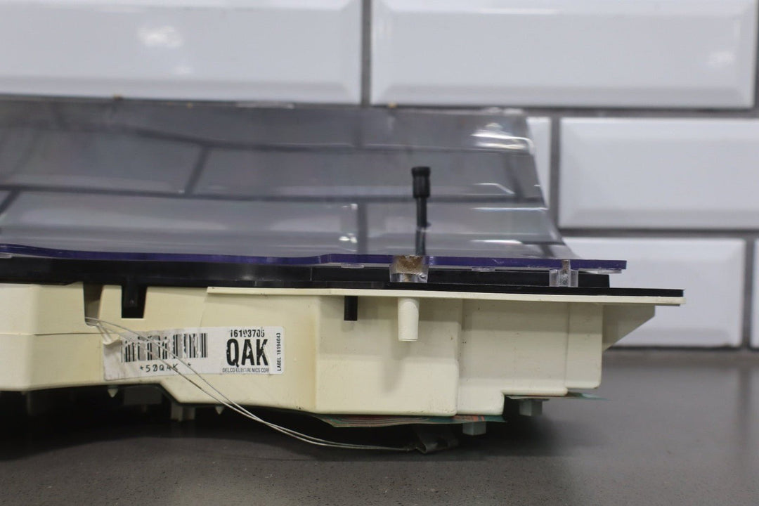 1994 Chevrolet Suburban Sierra GMT400 Tachometer Speedometer Cluster