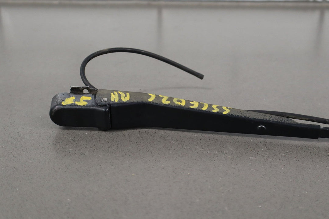 1995 - 1996 Chevrolet Corvette C4 - Wiper Arm Pair