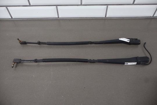 1995 - 1996 Chevrolet Corvette C4 - Wiper Arm Pair