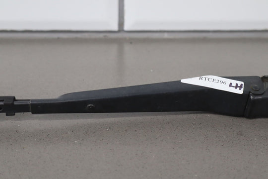 1995 - 1996 Chevrolet Corvette C4 - Wiper Arm Pair