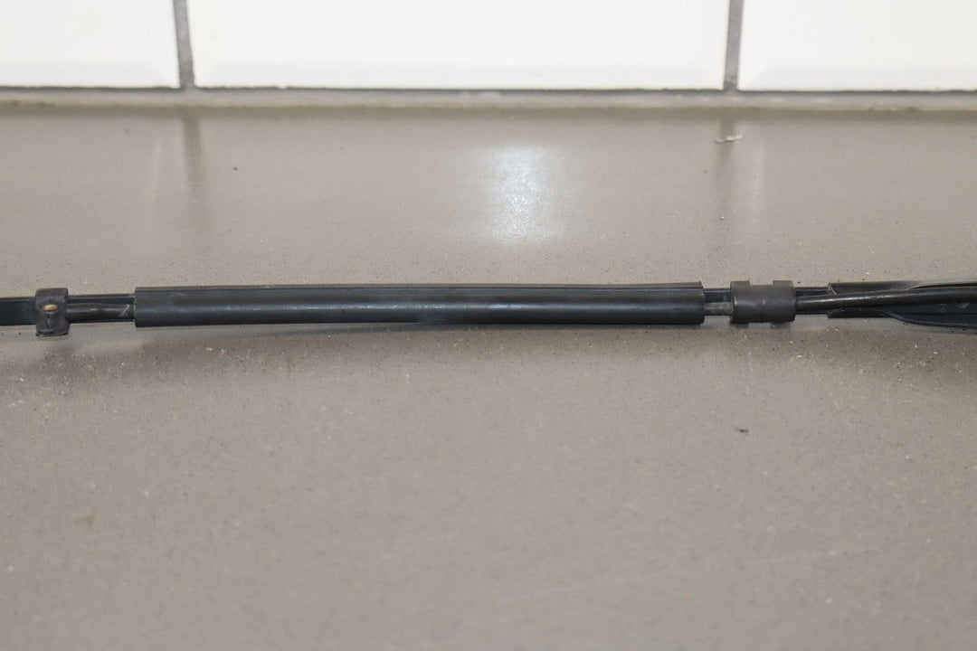 1995 - 1996 Chevrolet Corvette C4 - Wiper Arm Pair