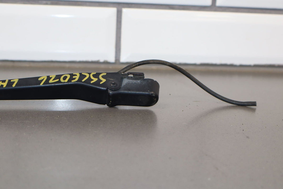 1995 - 1996 Chevrolet Corvette C4 - Wiper Arm Pair
