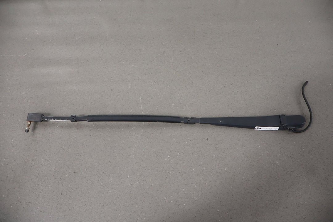 1995 - 1996 Chevrolet Corvette C4 - Wiper Arm Pair