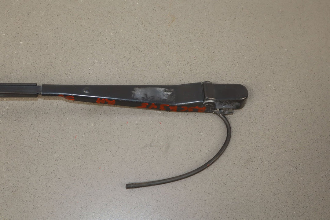 1995 - 1996 Chevrolet Corvette C4 - Wiper Arm Pair