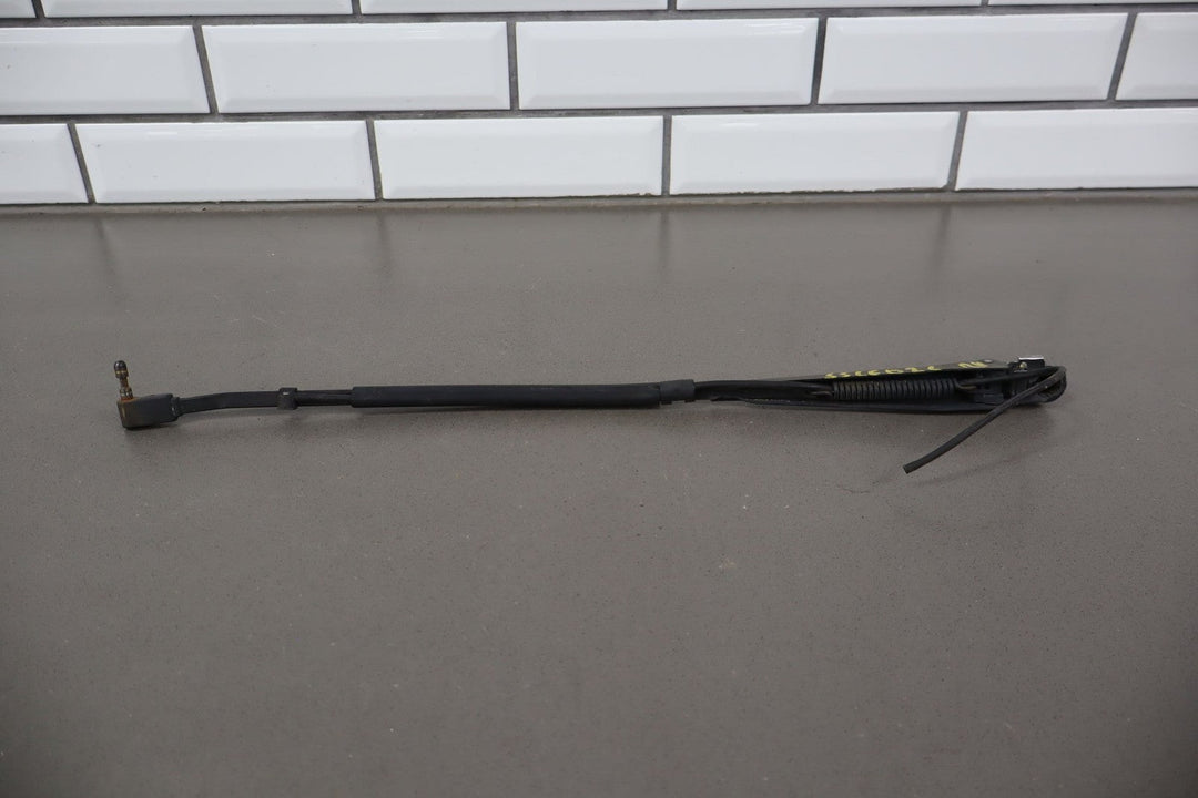 1995 - 1996 Chevrolet Corvette C4 - Wiper Arm Pair