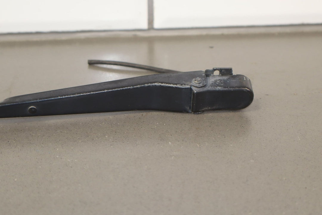 1995 - 1996 Chevrolet Corvette C4 - Wiper Arm Pair