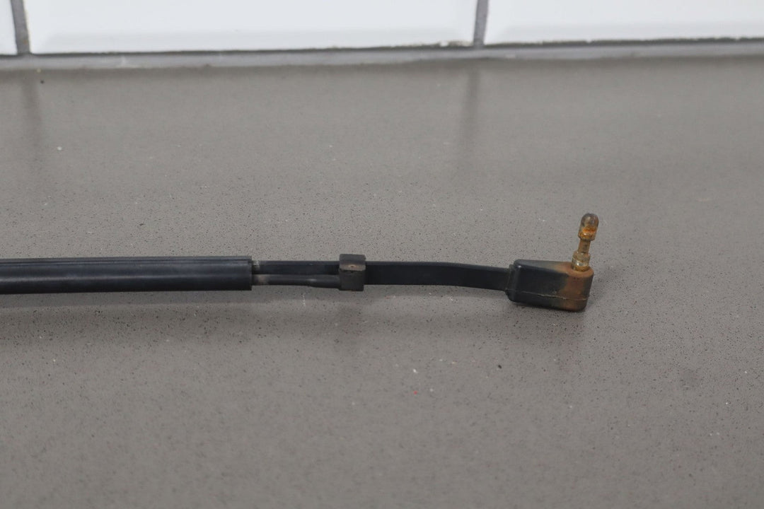 1995 - 1996 Chevrolet Corvette C4 - Wiper Arm Pair