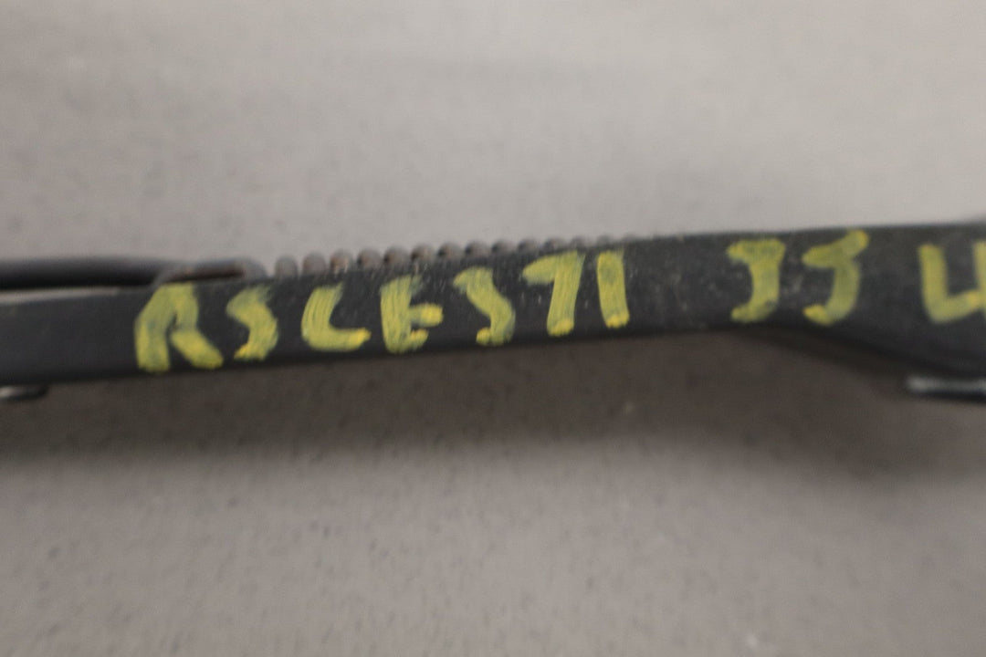 1995 - 1996 Chevrolet Corvette C4 - Wiper Arm Pair