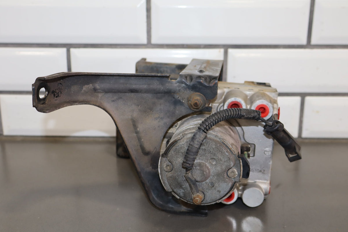 1995-1996 Chevrolet Impala ABS Brake Unit OEM