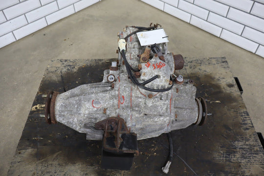 1995 - 1997 Lexus LX450 Transfer Case 3613060790 OEM