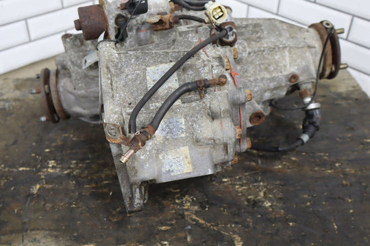 1995 - 1997 Lexus LX450 Transfer Case 3613060790 OEM