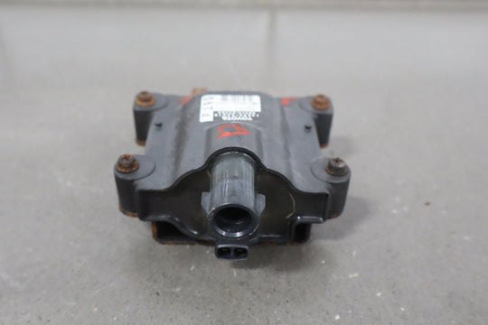 1995 - 1997 Toyota Land Cruiser 96 - 97 LX450 Ignition Coil & Ignitor