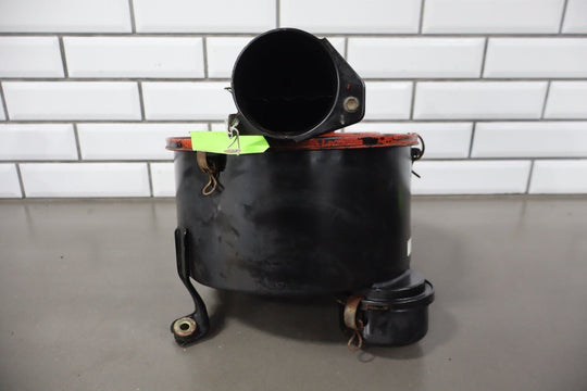 1995 - 1997 Toyota Land Cruiser, Lexus LX450 (1FZFE) Air Cleaner Assembly