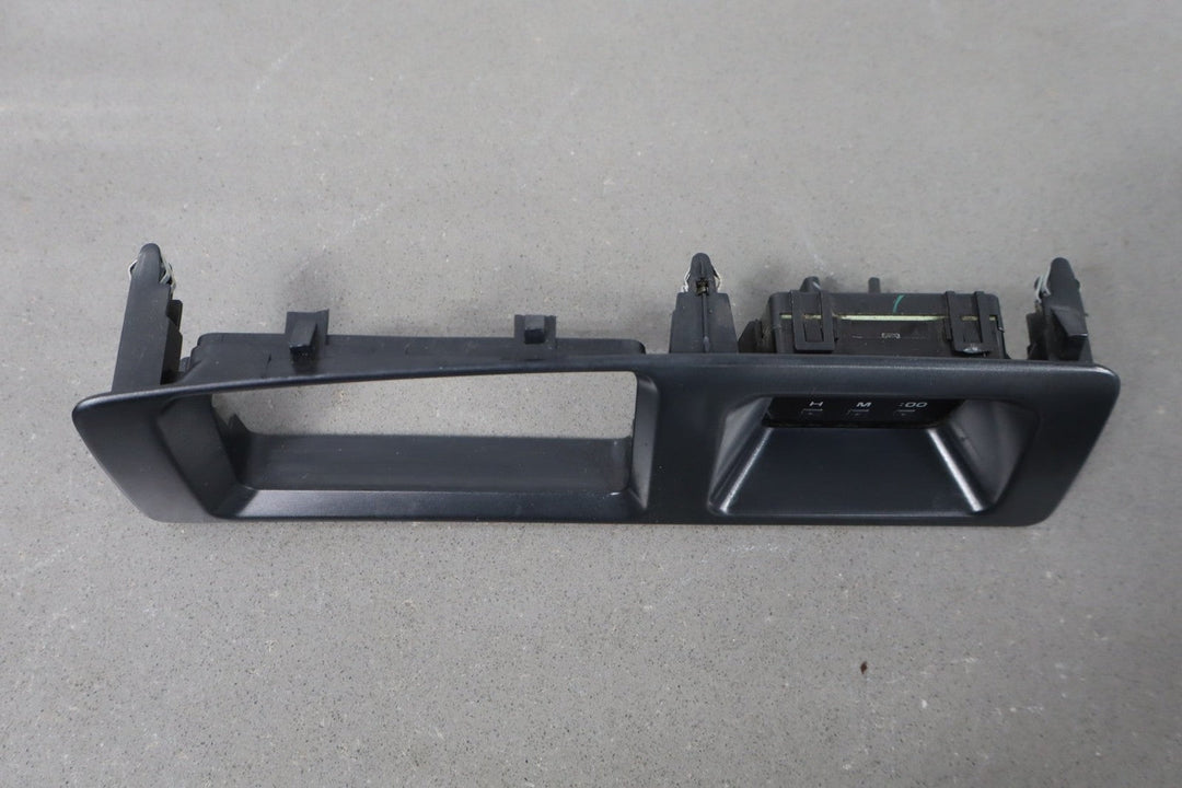 1995 - 1997 Toyota Land Cruiser, Lexus LX450 FZJ80 Dash Mounted Digital Clock