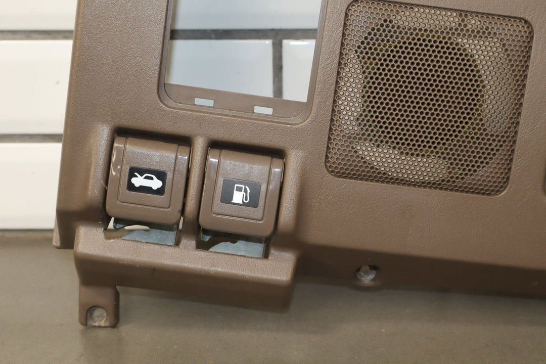 1995 - 1997 Toyota Land Cruiser / Lexus LX450 J80 Driver Knee Bolster Pad