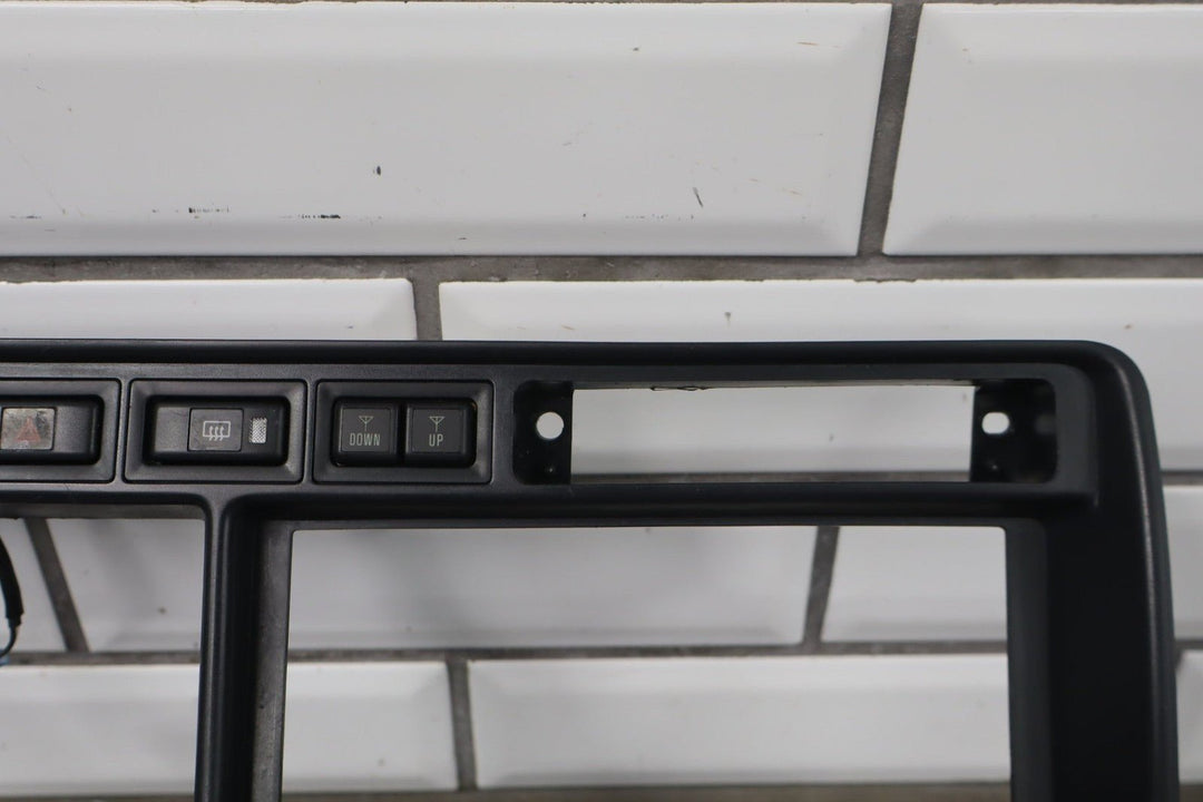 1995 - 1997 Toyota Land Cruiser LX450 J80 Dash Mounted Radio Bezel