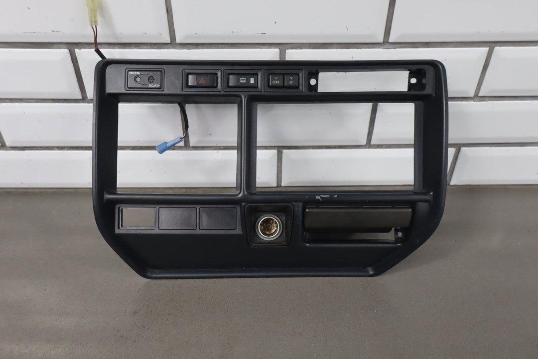 1995 - 1997 Toyota Land Cruiser LX450 J80 Dash Mounted Radio Bezel
