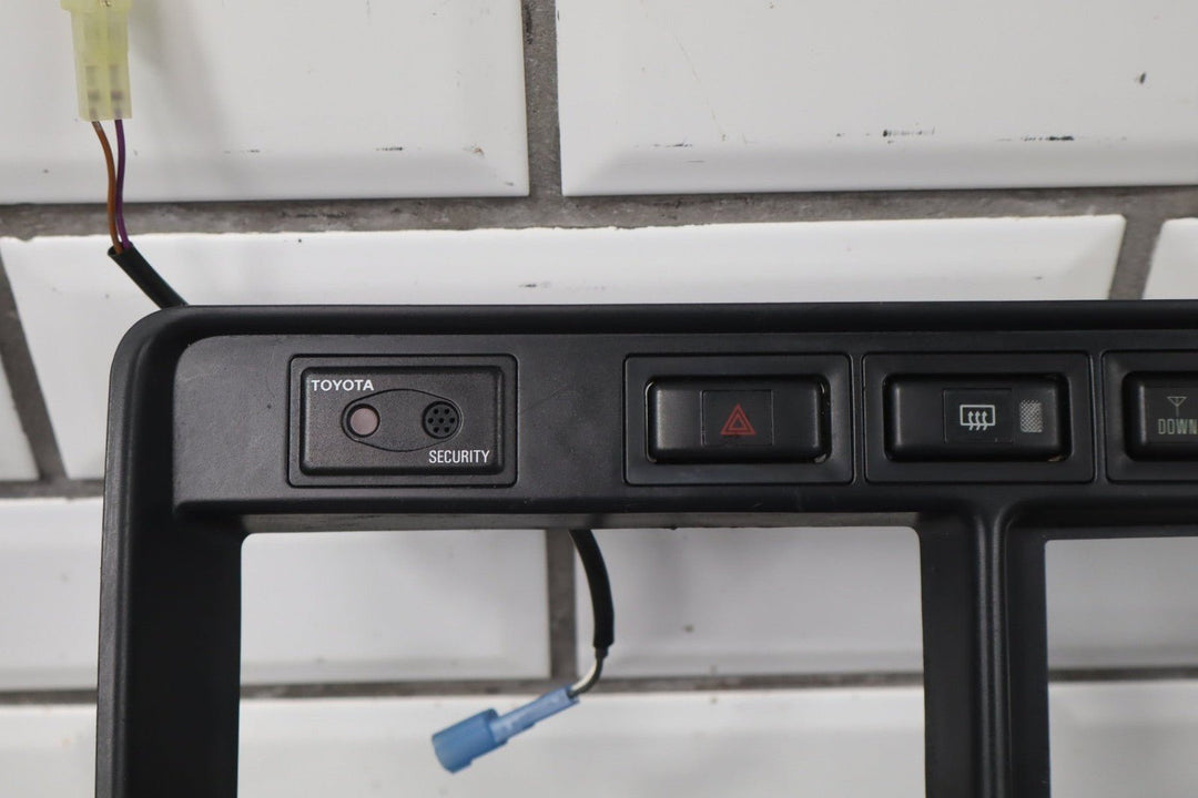 1995 - 1997 Toyota Land Cruiser LX450 J80 Dash Mounted Radio Bezel
