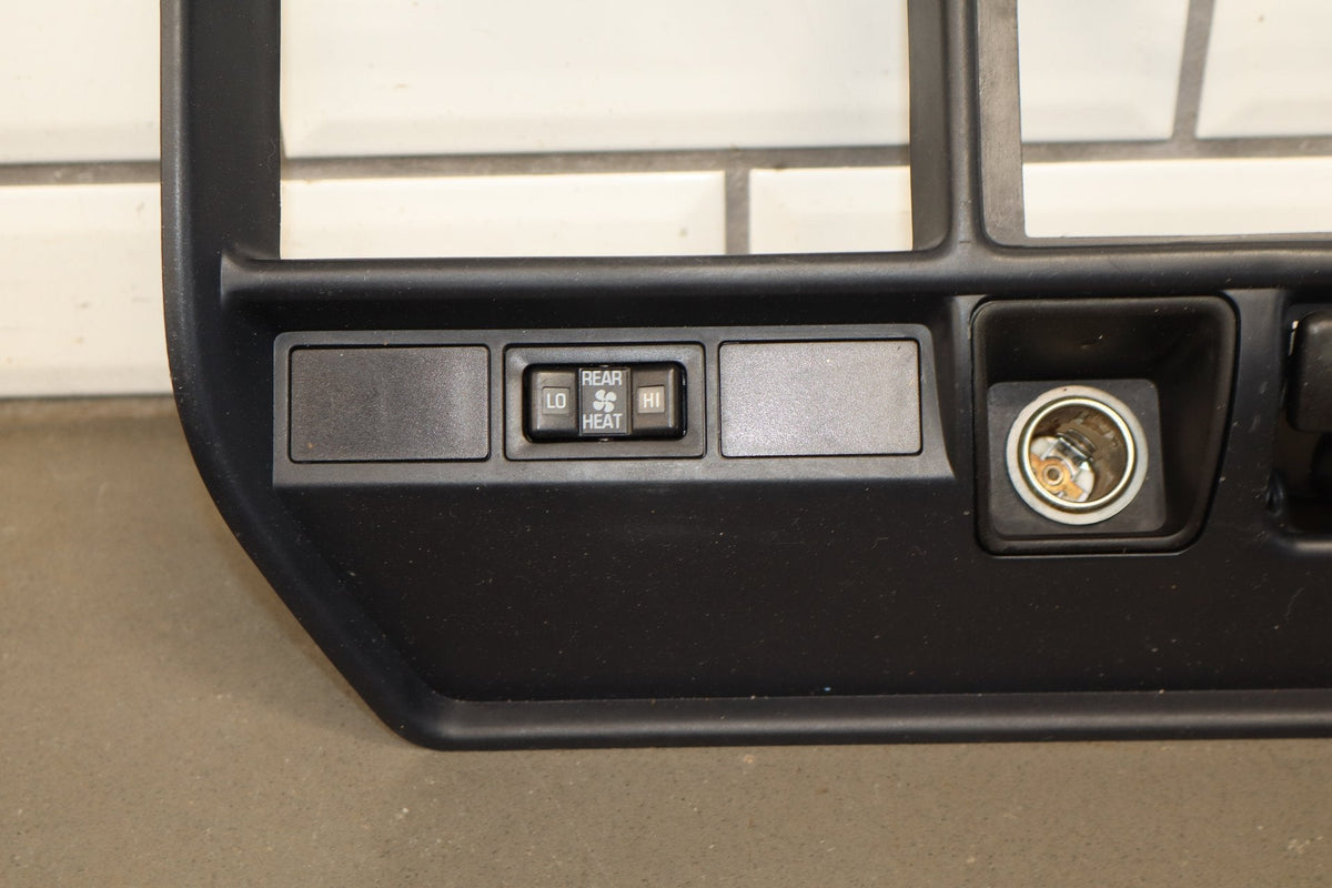 1995-1997 Toyota Land Cruiser LX450 J80 - Radio Bezel