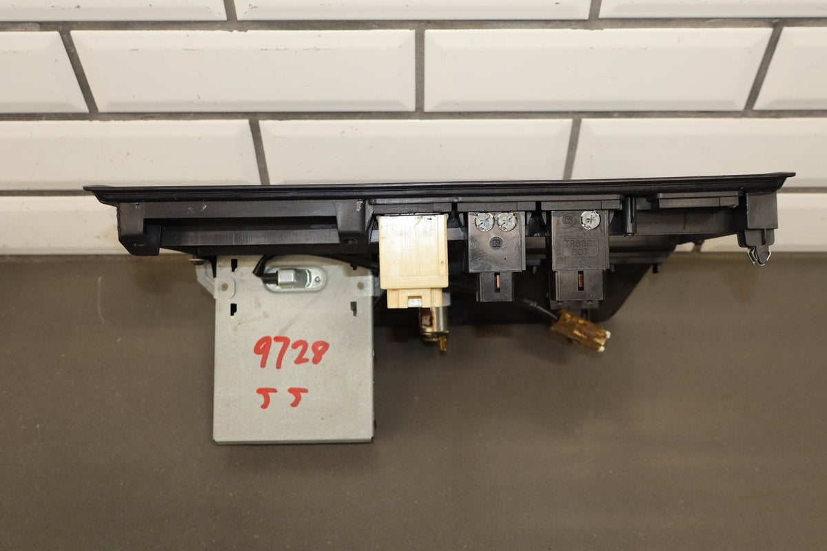1995-1997 Toyota Land Cruiser LX450 J80 - Radio Bezel
