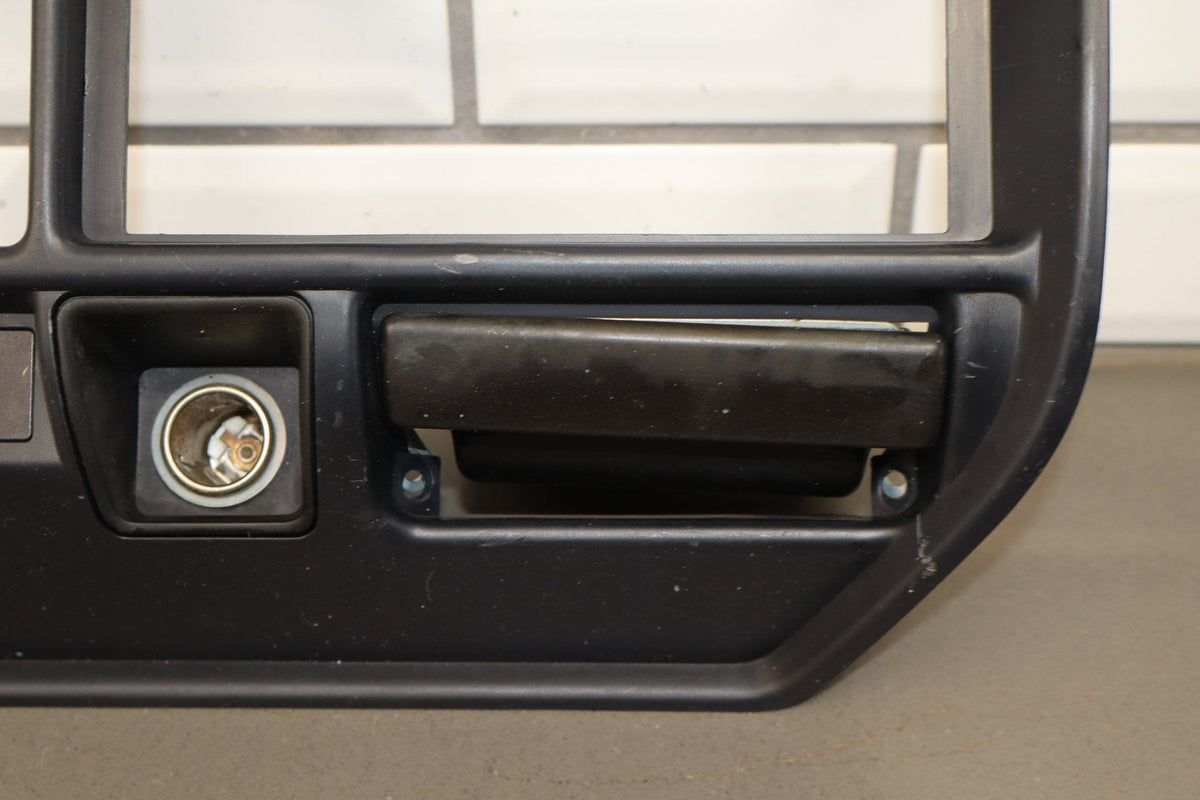 1995-1997 Toyota Land Cruiser LX450 J80 - Radio Bezel