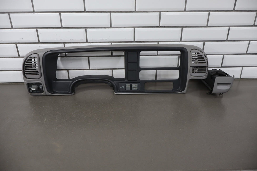 1995 - 1998 GMC Suburban GMT400 OBS Radio Bezel OEM