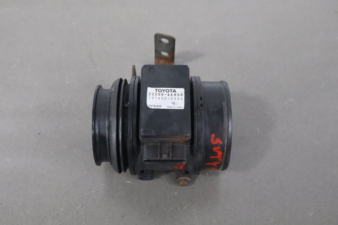1995 - 1998 Toyota Land Cruiser Air Flow Meter 2225066050 OEM