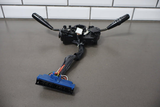 1995 - 1998 Toyota Land Cruiser Column Mounted Switches 843106A261 OEM