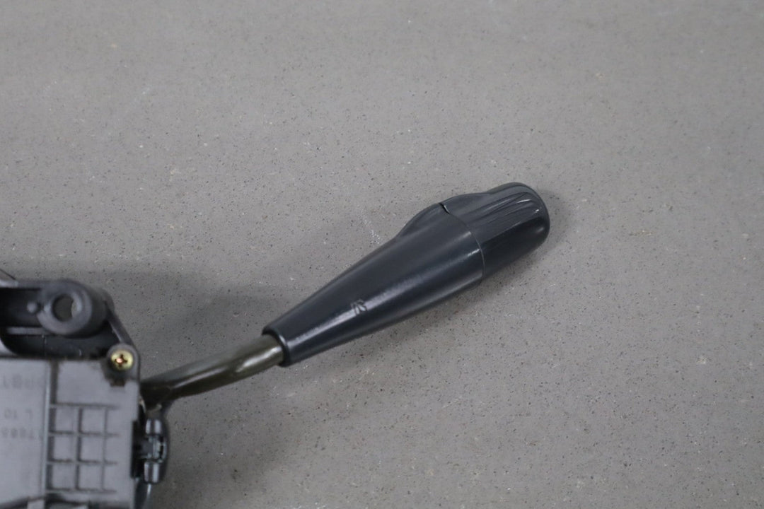 1995 - 1998 Toyota Land Cruiser Column Mounted Switches 843106A261 OEM