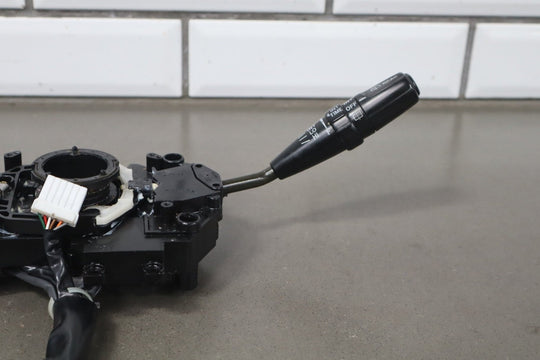1995 - 1998 Toyota Land Cruiser Column Mounted Switches 843106A261 OEM