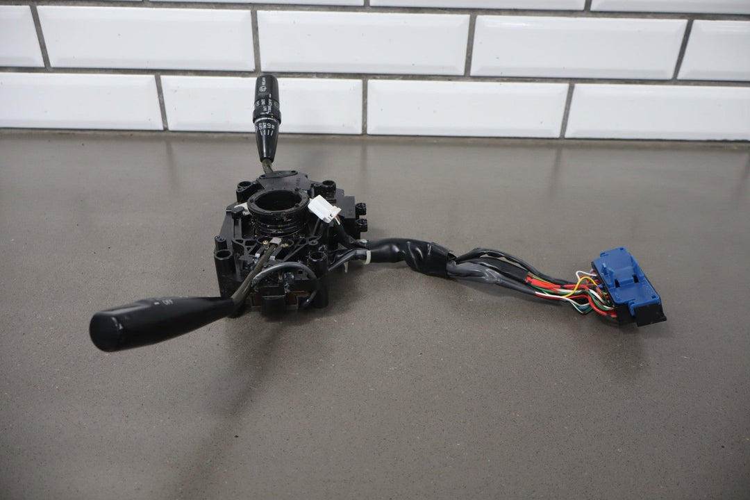 1995 - 1998 Toyota Land Cruiser Column Mounted Switches 843106A261 OEM