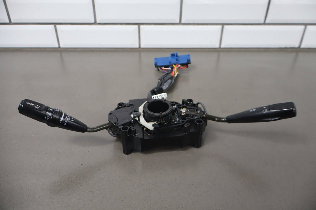 1995 - 1998 Toyota Land Cruiser Column Mounted Switches 843106A261 OEM
