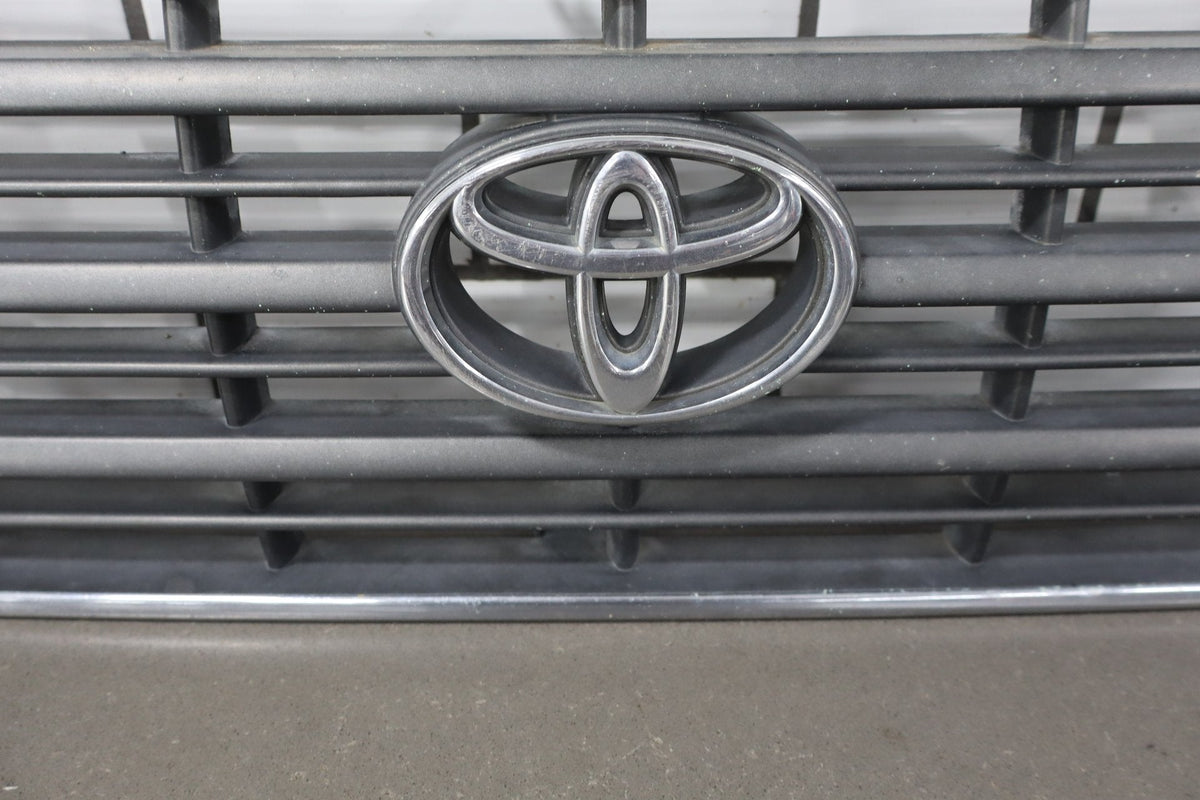 1995-1998 Toyota Land Cruiser Grille 5310160130