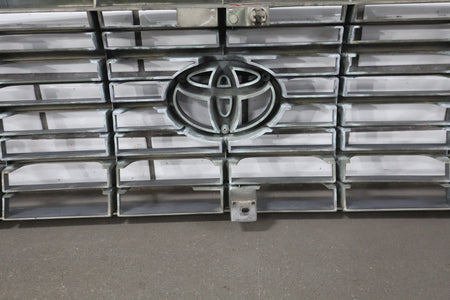 1995-1998 Toyota Land Cruiser Grille 5310160130