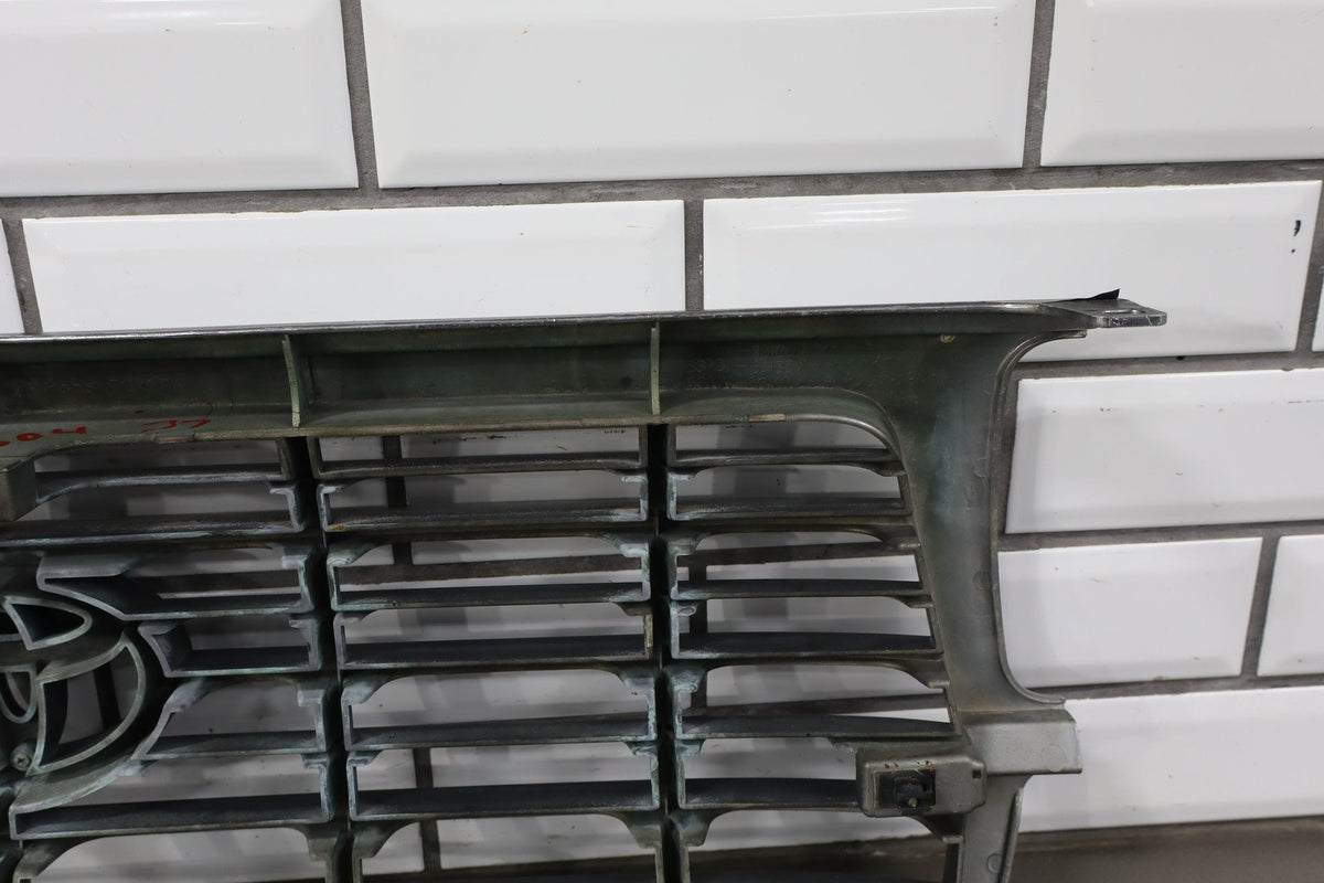 1995-1998 Toyota Land Cruiser Grille 5310160130