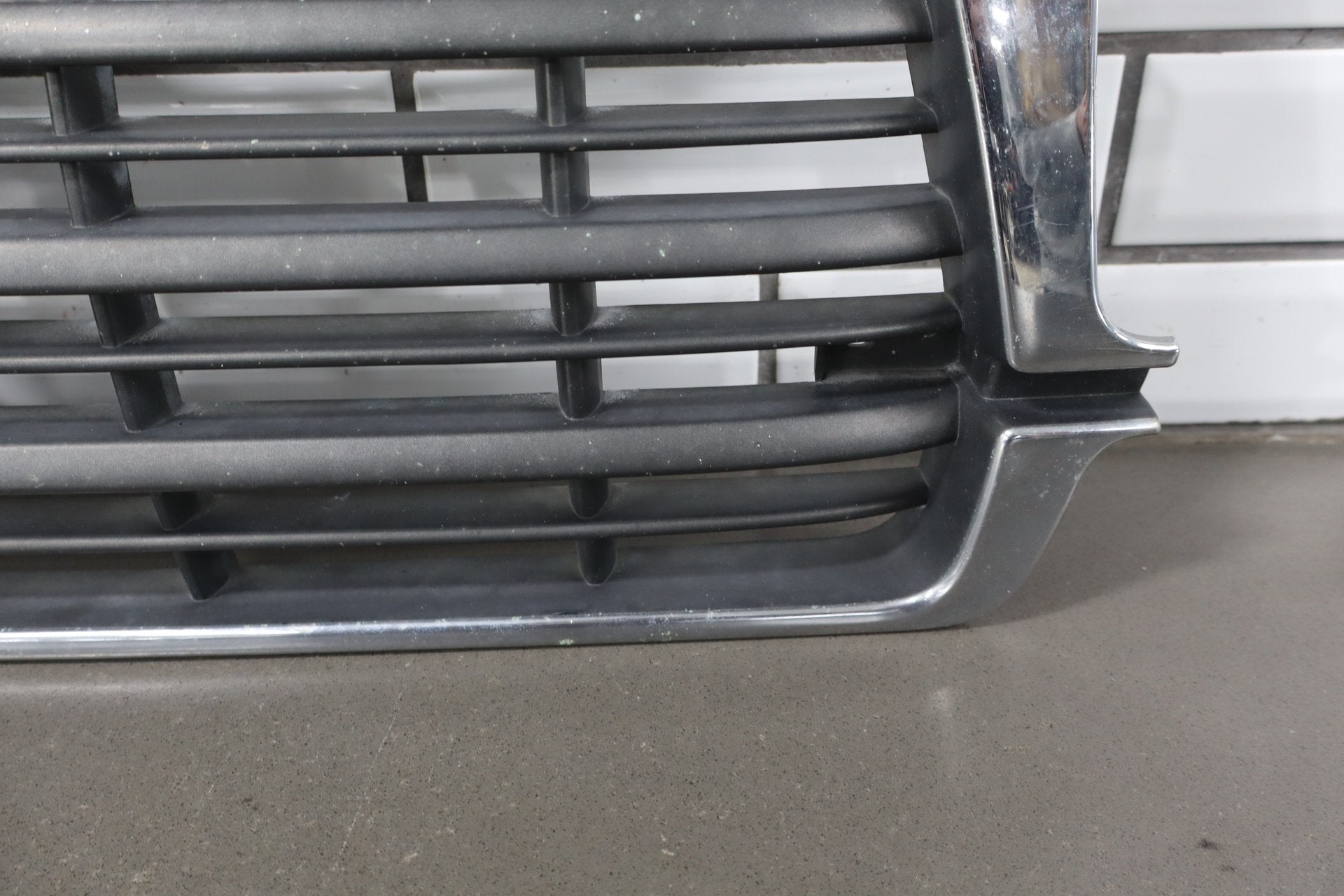1995-1998 Toyota Land Cruiser Grille 5310160130