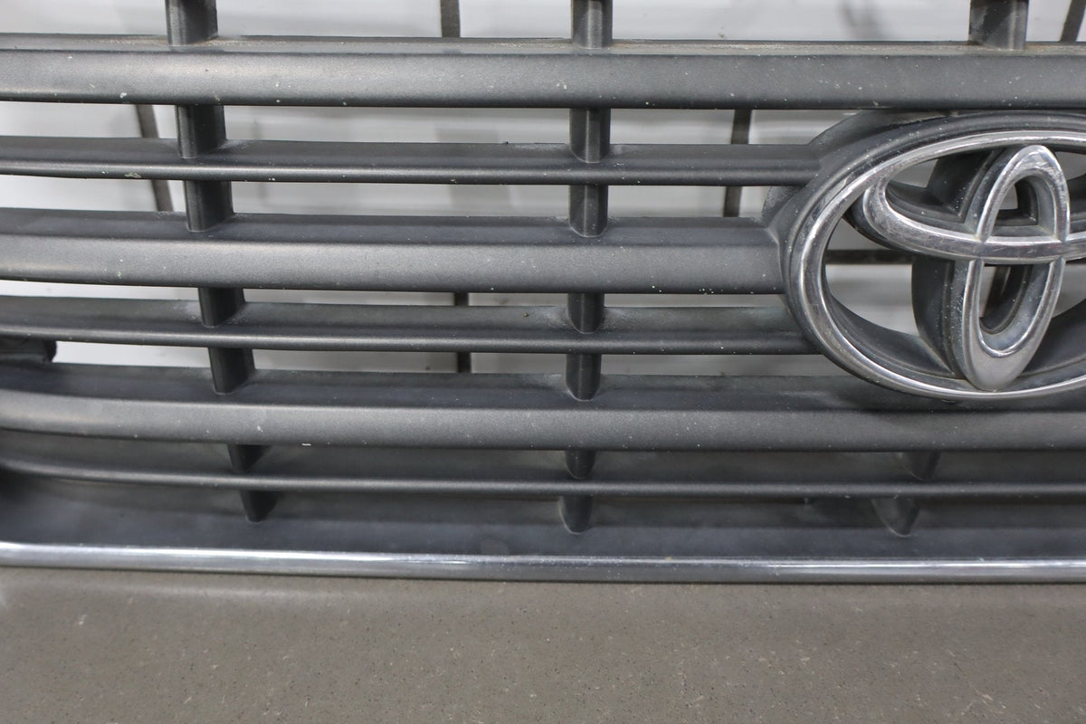 1995-1998 Toyota Land Cruiser Grille 5310160130