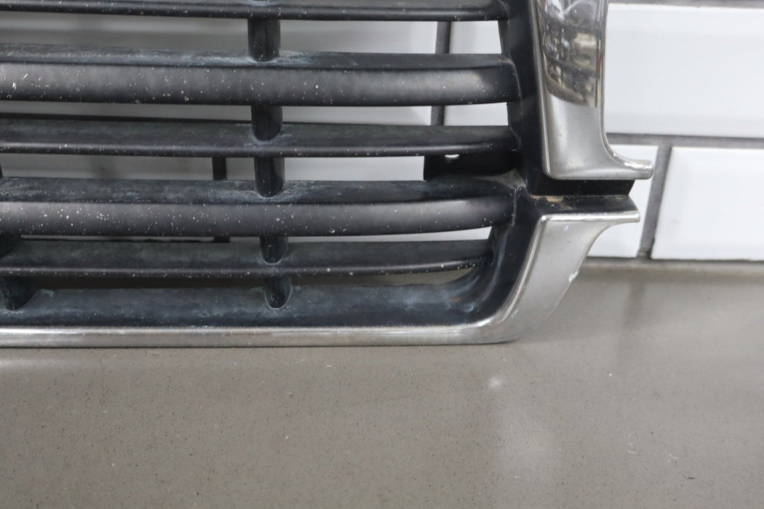 1995 - 1998 Toyota Land Cruiser Grille 5310160130 OEM