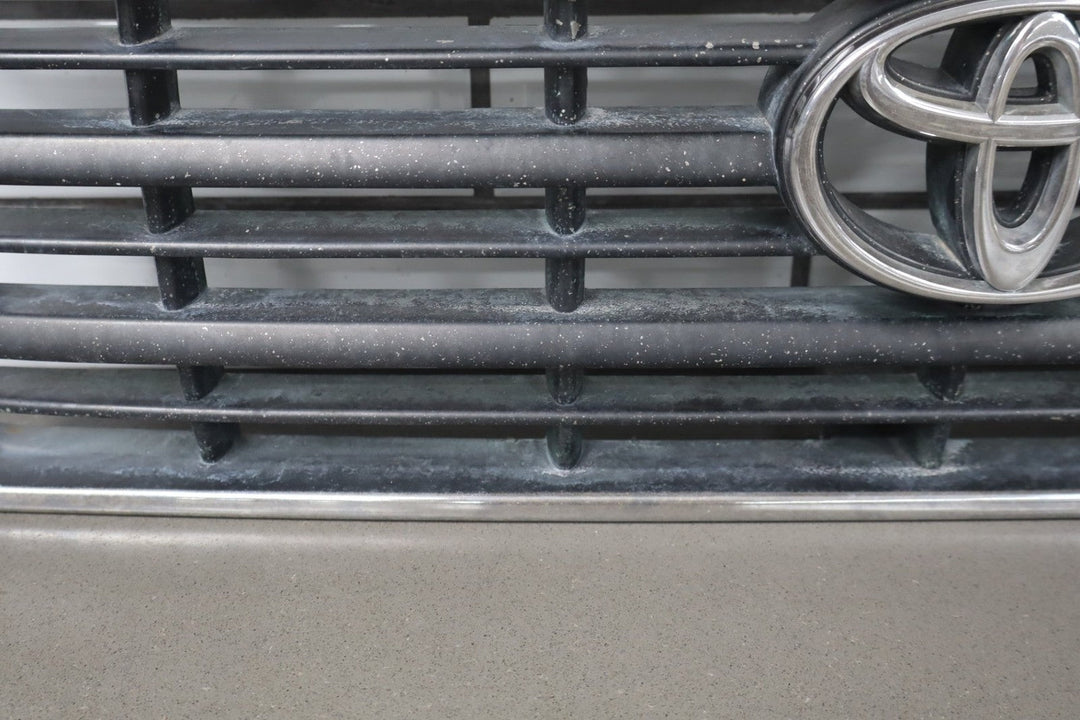 1995 - 1998 Toyota Land Cruiser Grille 5310160130 OEM