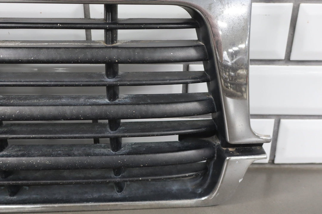 1995 - 1998 Toyota Land Cruiser Grille 5310160130 OEM