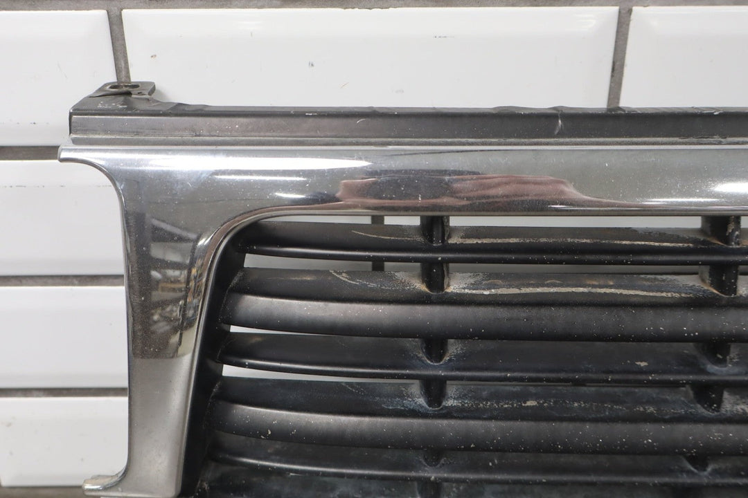 1995 - 1998 Toyota Land Cruiser Grille 5310160130 OEM