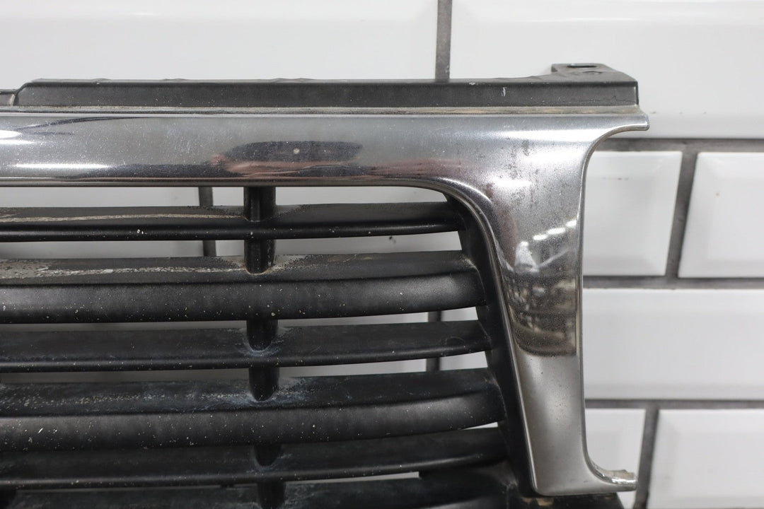 1995 - 1998 Toyota Land Cruiser Grille 5310160130 OEM