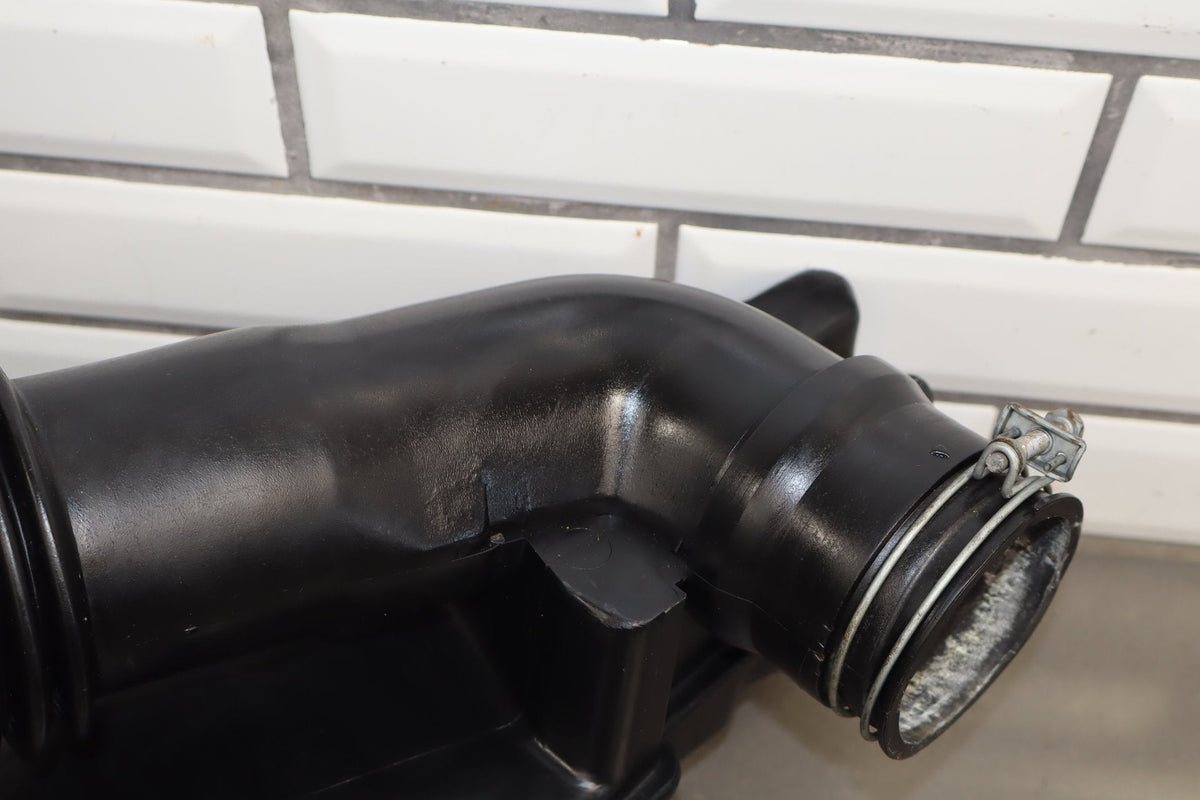 1995-1999 Toyota Crown 1JZ-GE Air Cleaner Box Intake OEM JZS151 Complete