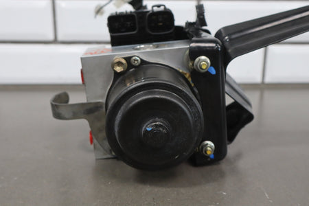 1995-1999 Toyota Crown ABS Pump Module 4 Wheel OEM JZS151