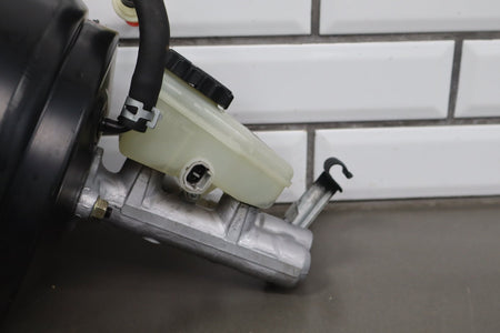 1995-1999 Toyota Crown Brake Booster Master Cylinder OEM JZS151 Complete